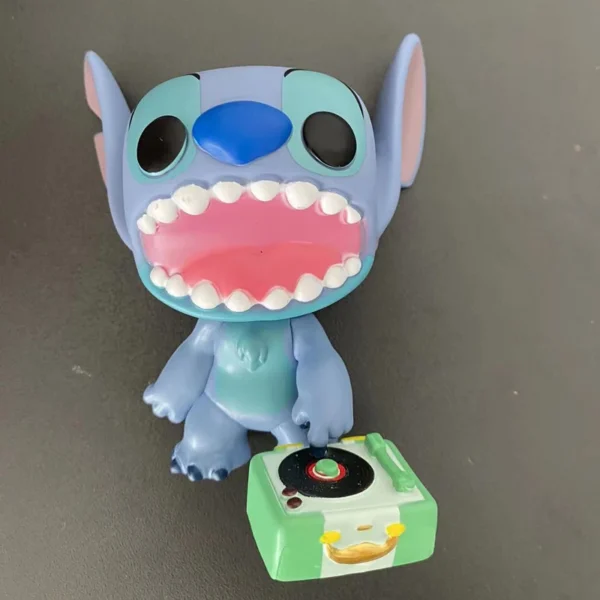 Disney 1048 Record Player Stitch Figure Model Toys 2